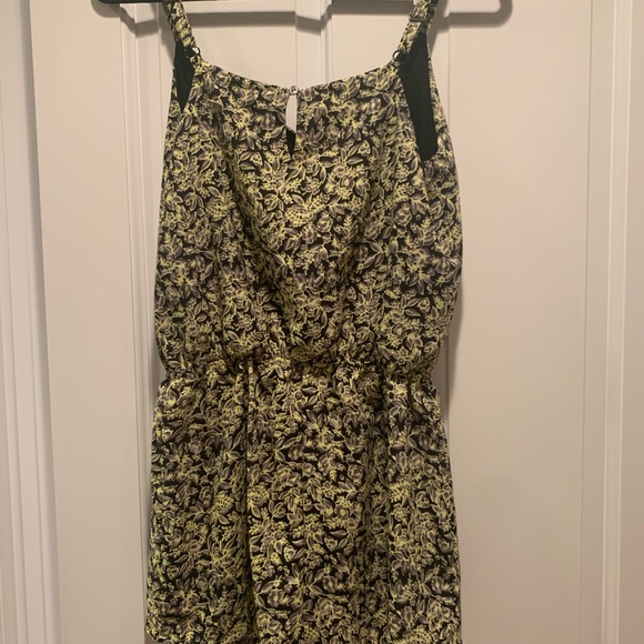 Romper - Picture 2 of 3